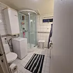 In Handsome Haven House * Gjøvik