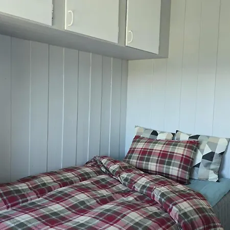 In Handsome Haven House Δωμάτια σε οικογενειακή κατοικία *