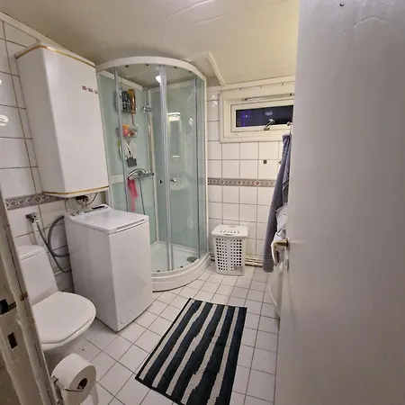 In Handsome Haven House * Gjøvik